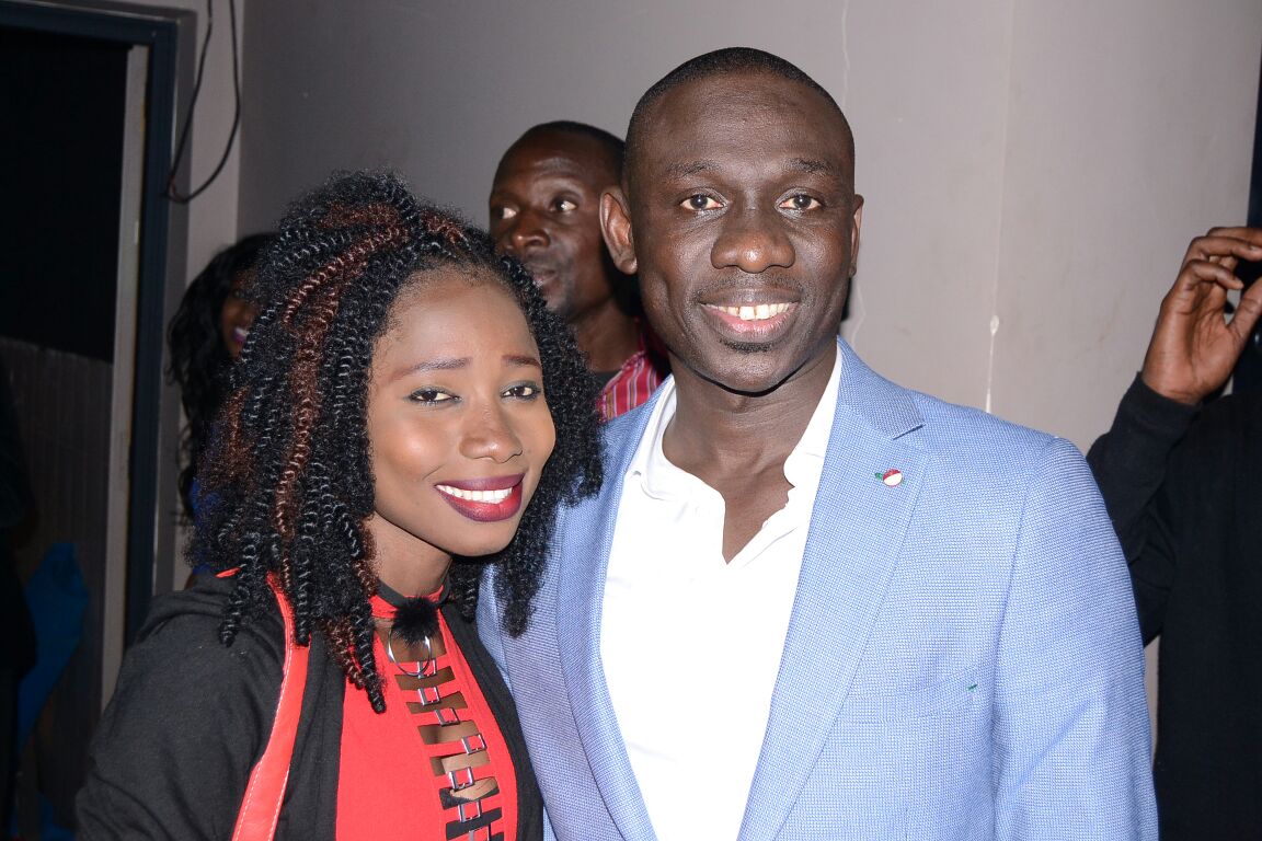 SARABAA dans les couleurs de ST VALENTIN, Pape Diouf chante love àses fans. Regardez