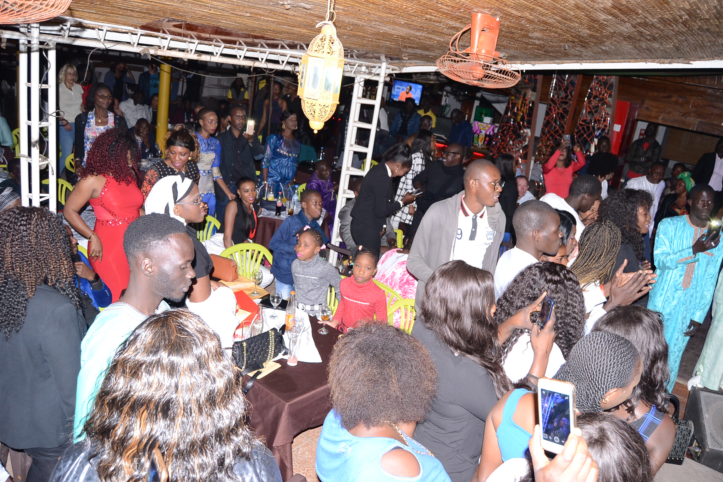 Retour explosif, TITI casse la barraque au Just 4 U. REGARDEZ