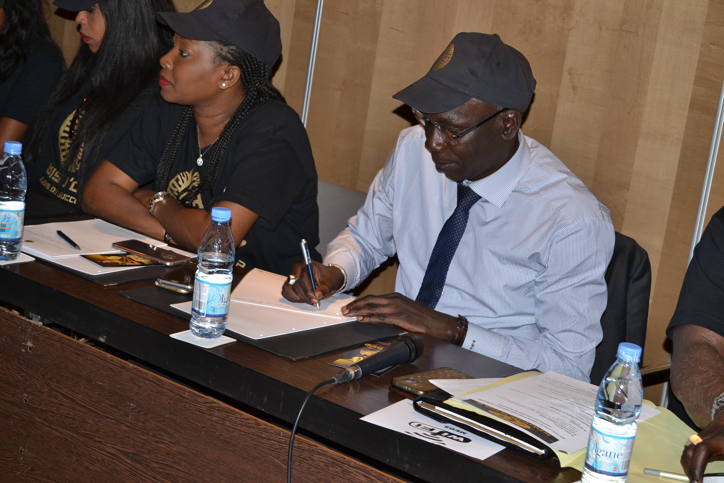 CAURIS D'OR:Réunion technique, le PDT Mbagnick Diop et son staff pour les réglages sur la communication de la 13 éditions