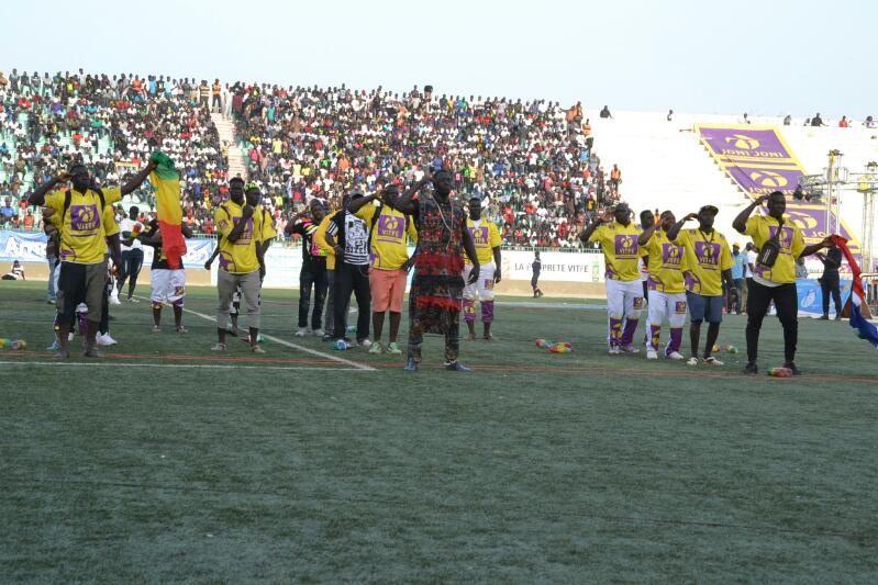 En images du combat Siteu Zoss au stade Demba Diop par Assane Ndiaye Baol Production.