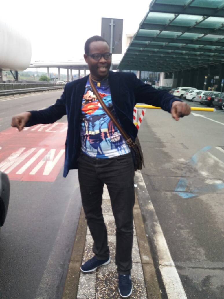 En images, l'arrivé des musiciens de la génération consciente de Pape Diouf pour le 20 mai au Dock Eiffel de Paris
