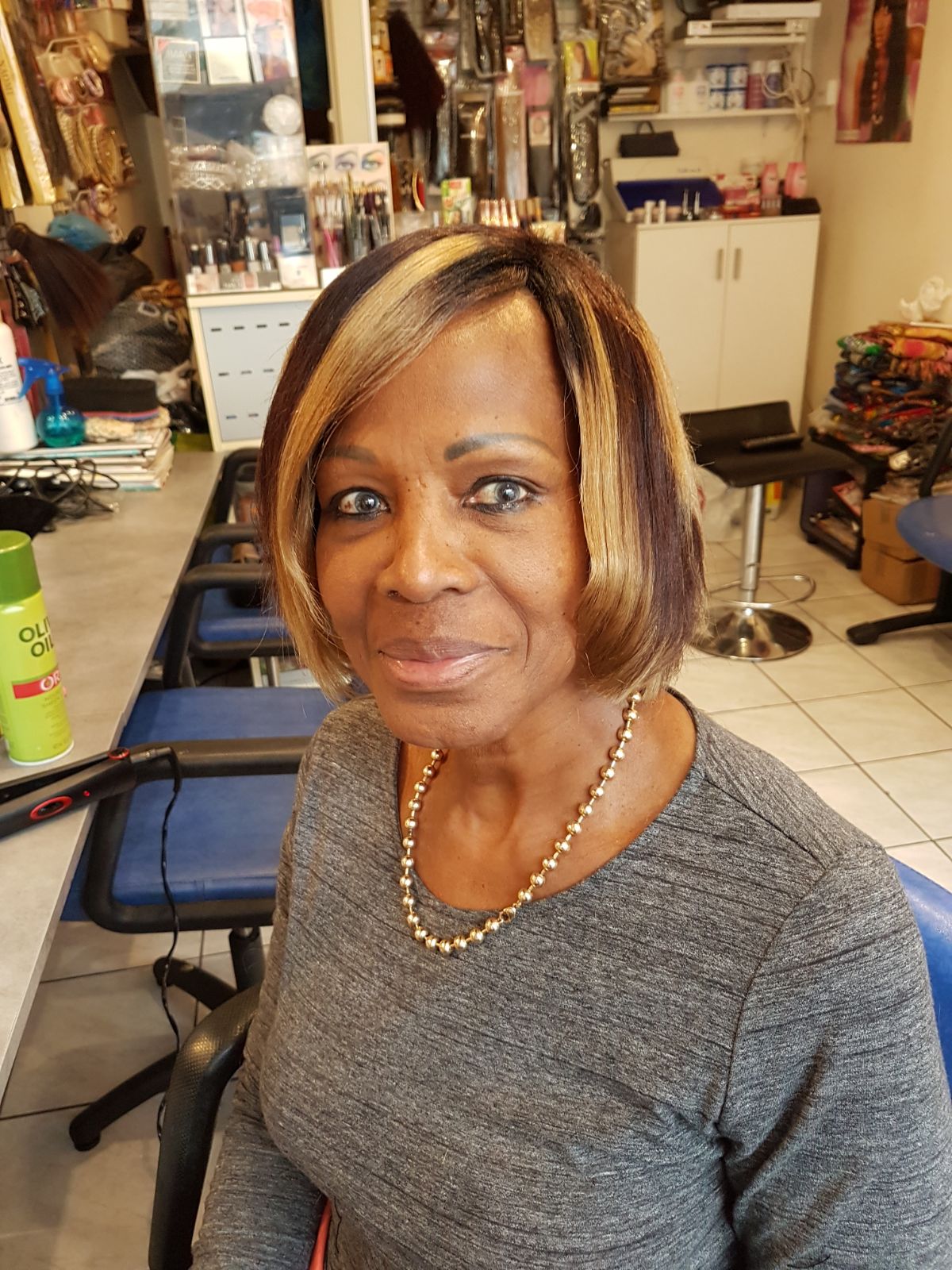 44 RUE DE PARIS PALAISEAU: LA SEULE DESTINATION POUR VOUS FAIRE BELLE CHEZ FAMA TRESSE SALON DE TISSAGE AFFRO ANTILLAIS