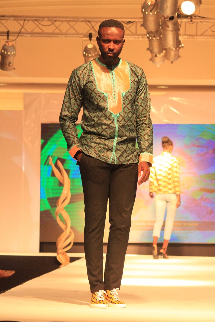 1ere Edition: Fashion Show en images.