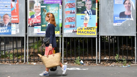 Législatives France: L’angoisse de la déroute monte chez Les Républicains et au Parti socialiste