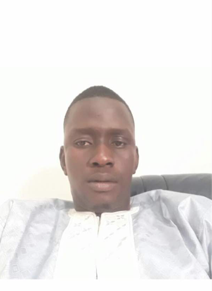 AUDIO: Guelongal Barro coordinateur du mouvement républicain, responsable politique à Agnam traite Moussa Bocar Thiam et Farba Ngom de traitres et Harouna Dia d'un ange. Ecoutez