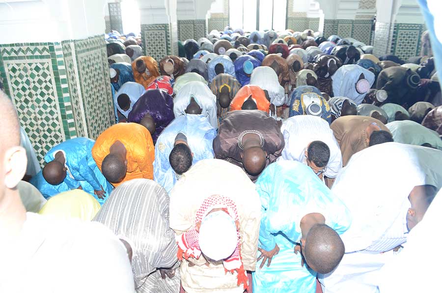 En images la prière de la Korité 2017 ce lundi 26 à la grande mosquée de Dakar.