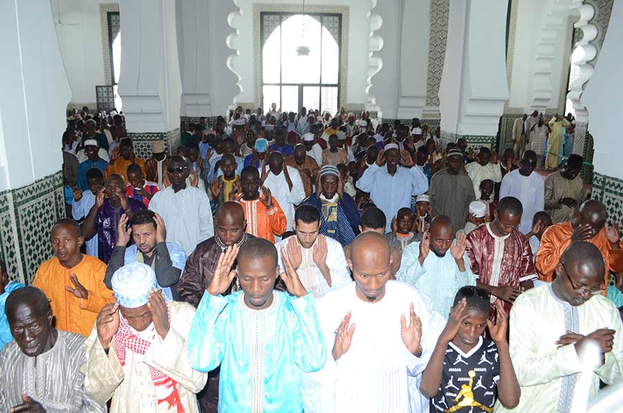 En images la prière de la Korité 2017 ce lundi 26 à la grande mosquée de Dakar.