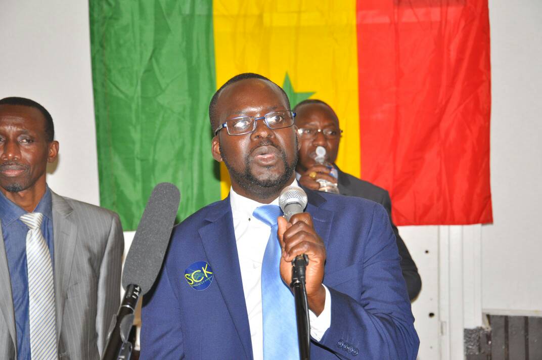 Me Ousmane Ngom du mouvement "Senegal Ça Kanam" à la rencontre des militants sur le 13 eme arrondissement à Paris