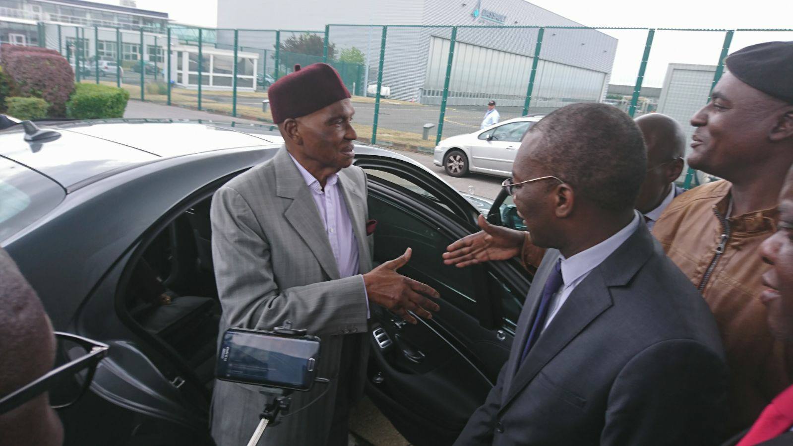 En images : Départ du Président Wade pour Dakar.