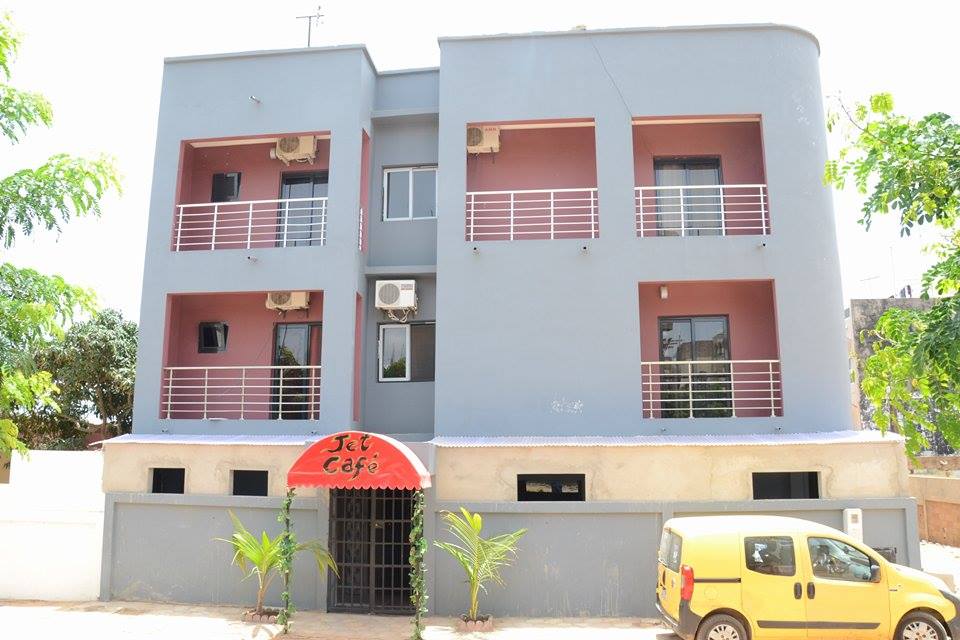 DU NOUVEAU À DAKAR: Le Jet Café ouvre ses portes, Bar-Chicha- Restaurant- Lounge- Hotel
