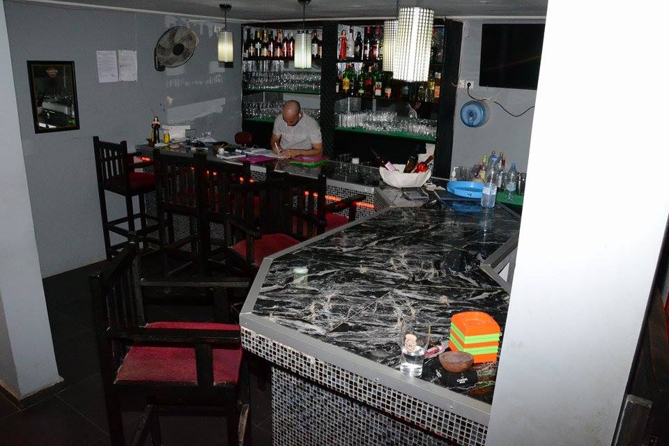 DU NOUVEAU À DAKAR: Le Jet Café ouvre ses portes, Bar-Chicha- Restaurant- Lounge- Hotel