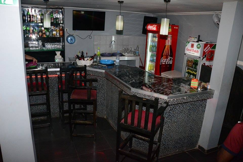 DU NOUVEAU À DAKAR: Le Jet Café ouvre ses portes, Bar-Chicha- Restaurant- Lounge- Hotel
