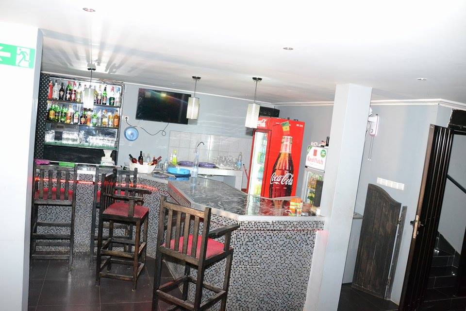 DU NOUVEAU À DAKAR: Le Jet Café ouvre ses portes, Bar-Chicha- Restaurant- Lounge- Hotel