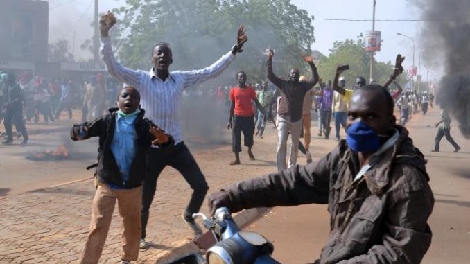 Urgent: échauffourées à Grand Yoff entre militants de Benno et Manko Takhawou Senegal