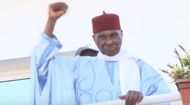 Déclaration de Me Abdoulaye Wade, après avoir voté…Regardez
