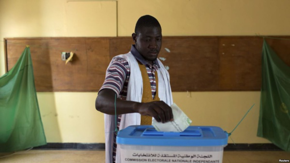 Les Mauritaniens aux urnes pour un référendum constitutionnel contesté