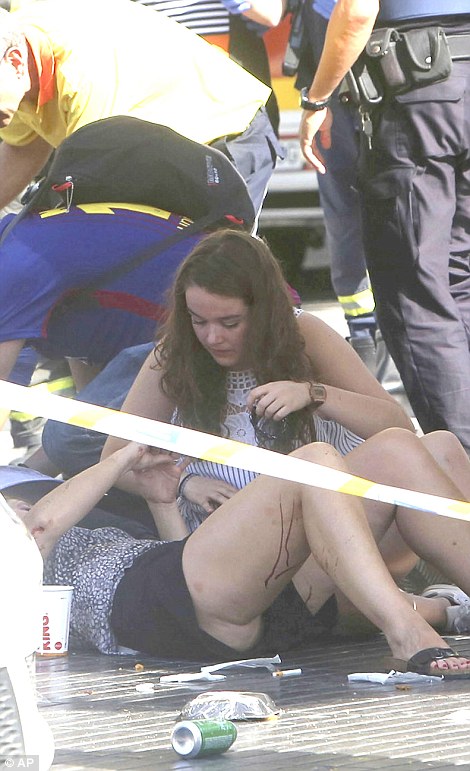 Attentat à Barcelone: 13 morts et plus de 50 blessés, deux suspects arrêtés