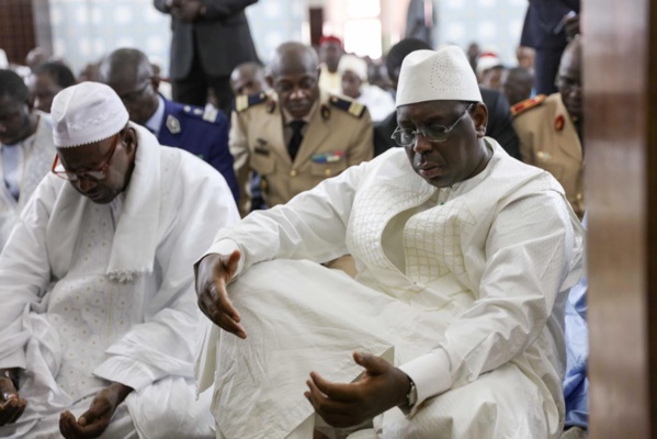 Macky Sall sur le rappel à Dieu de Aliou Sow : « Je suis peiné. Le Sénégal perd une figure emblématique de son secteur privé national »