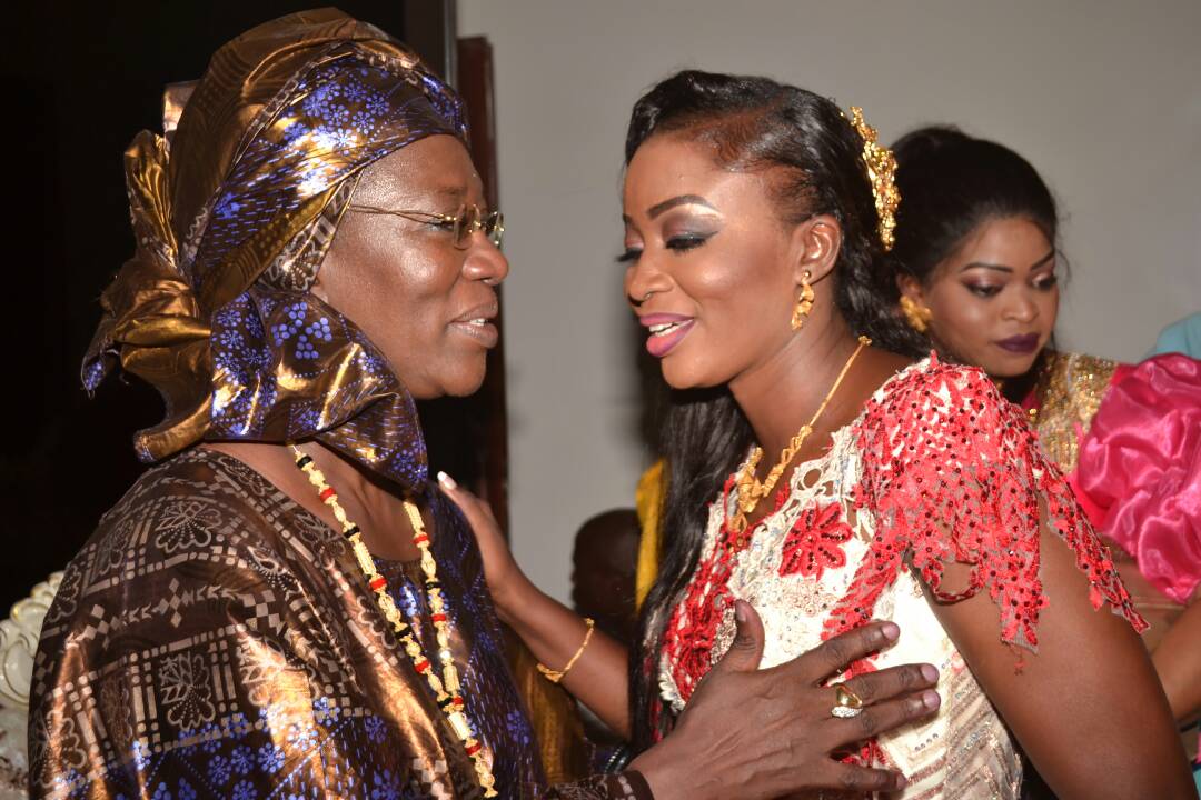 Youssou Ndour chez Pédre Ndiaye pour lui féliciter de son mariage avec Fatou Lo; En images