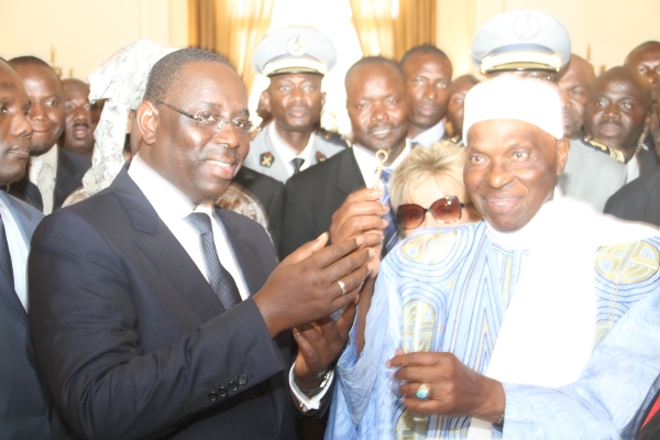 Pourquoi le Président Macky Sall est obligé de se réconcilier avec Me Wade