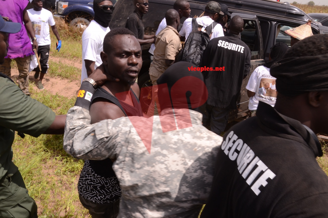 Accrochage entre Ousseynou Fall le garde du corps de Pape Diouf et Assane Diouf à Khelcom