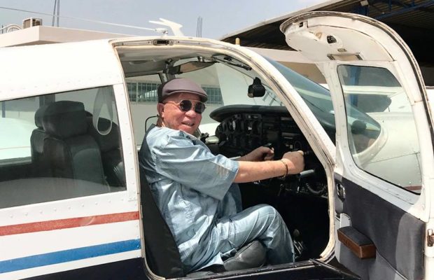 En exclusivité pour vous le roi de la musique mandingue Salif KEITA s’offre un avion privé