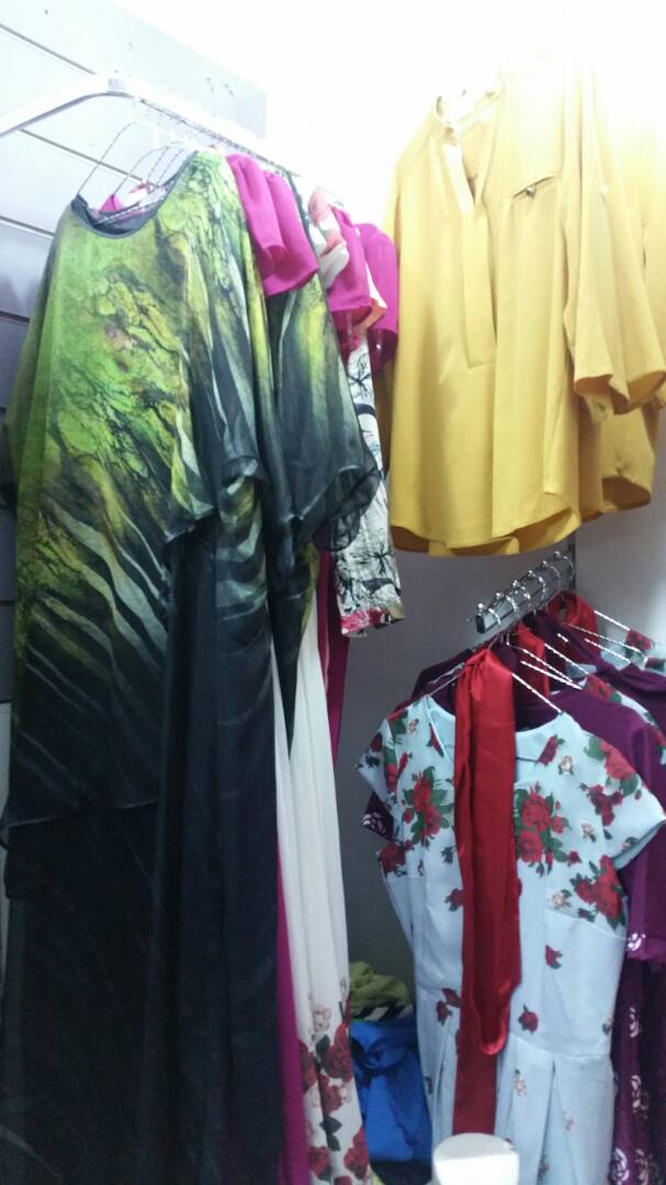 Nouvel arrivage au complexe Neymane Coiffure à 150 m de la Boulangerie Jaune: Des lingeries ultra sexy à vous couper le souffle.