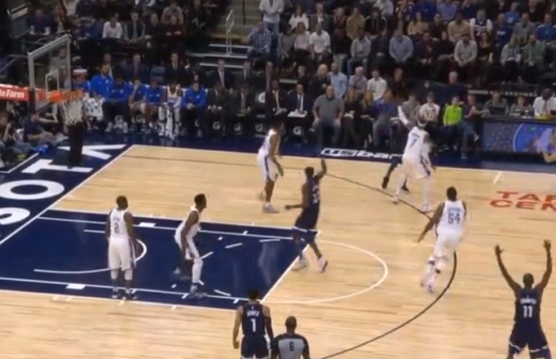 Vidéo – Basket: Le shoot au buzzer de Gorgui Sy Dieng!