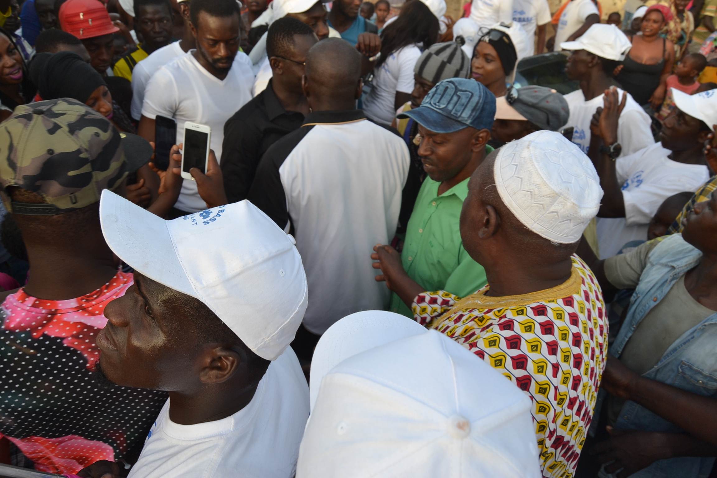 BANJUL: Pape Diouf en visite à l'usine YORO BASSE ICE PLANT TANJI de son beau frère.