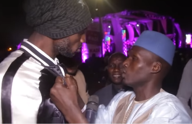 La rencontre émouvante entre Serigne Ngagne et Sanekh. THIEY LE 9 À L’ESPLANADE DU GRAND THÉÂTRE.