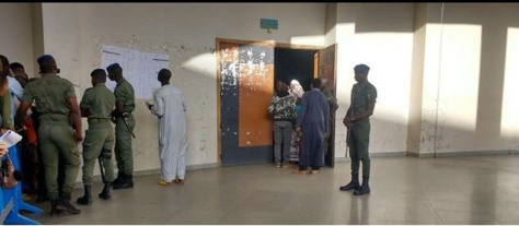 Procès Khalifa Sall Cie : Forte mobilisation au Palais de justice de Dakar (images)