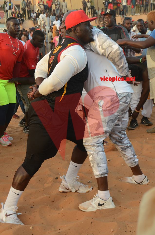 Open Presse de Lac De Guier 2 à Guédiawaye, Balla Gaye et son frére Sa Thies en guest star.