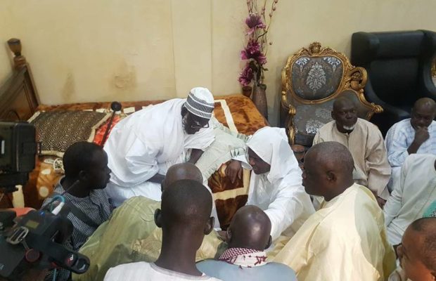C’est aujourd’hui que Cheikh Ahmadou KARA Mbacké s’est rendue à Touba pour …