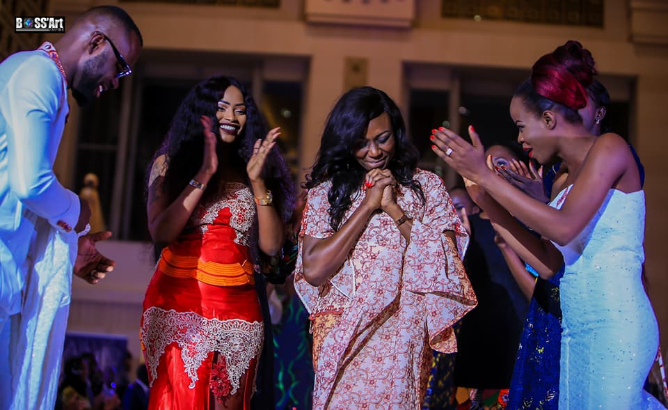 16 photos : Quand Mbathio Ndiaye défile pour Emma Style