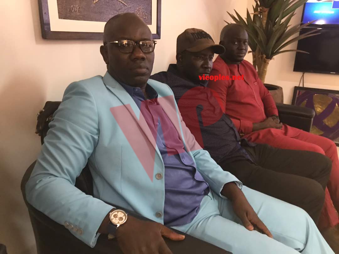 EXCLUSIFVIPEOPLES: Assane Ndiaye Baol production présente ses excuses chez Clédor Guéye le patron de BOSS organisateur du combat Ama Baldé Papa Sow.