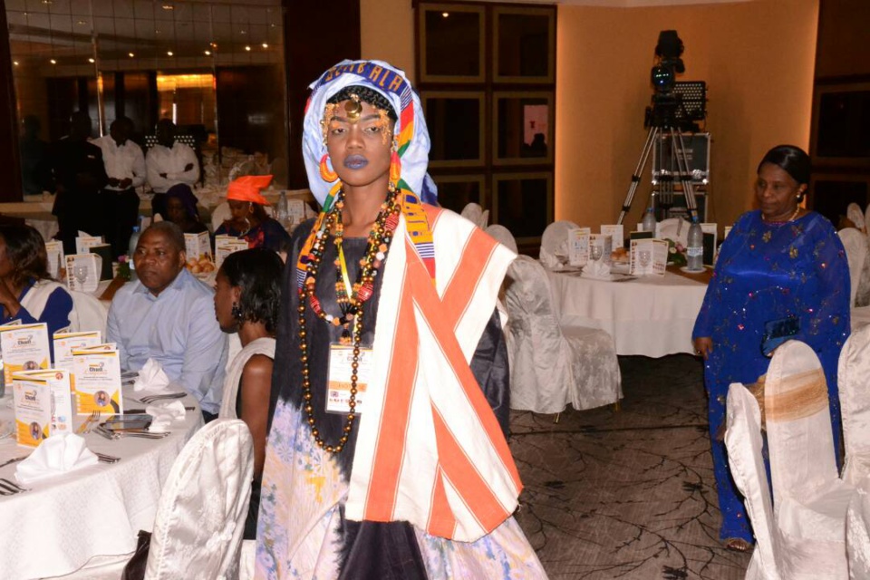 100 IMAGES: Dîner de gala festival "Chant des Linguères" avec Coumba Gawlo Seck au King Fahd Palace