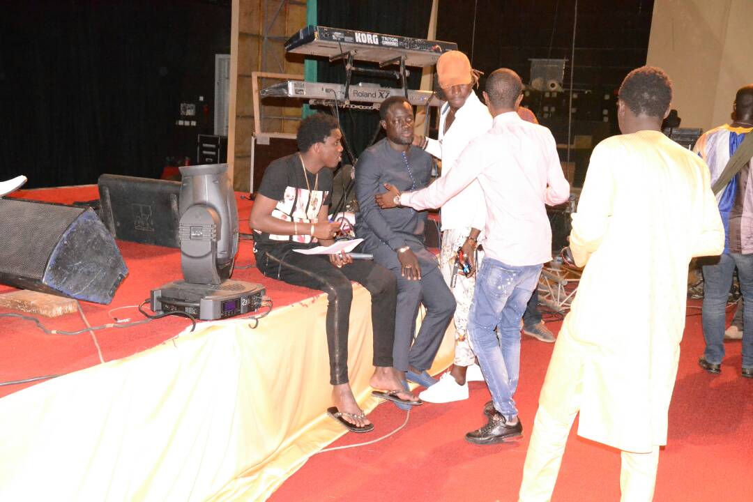 JOUR J SARGAL DJIGUENE avec Baye Ndiaye Albourakh Events: Waly Seck en mode Sound Check promet un spectacle de feu au Grand Theatre ce soir à Guichet Fermé.