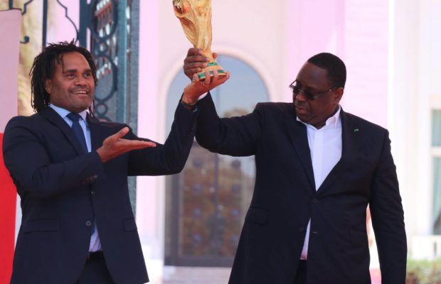 En images : la cérémonie de l’accueil du trophée la Coupe du Monde à Dakar
