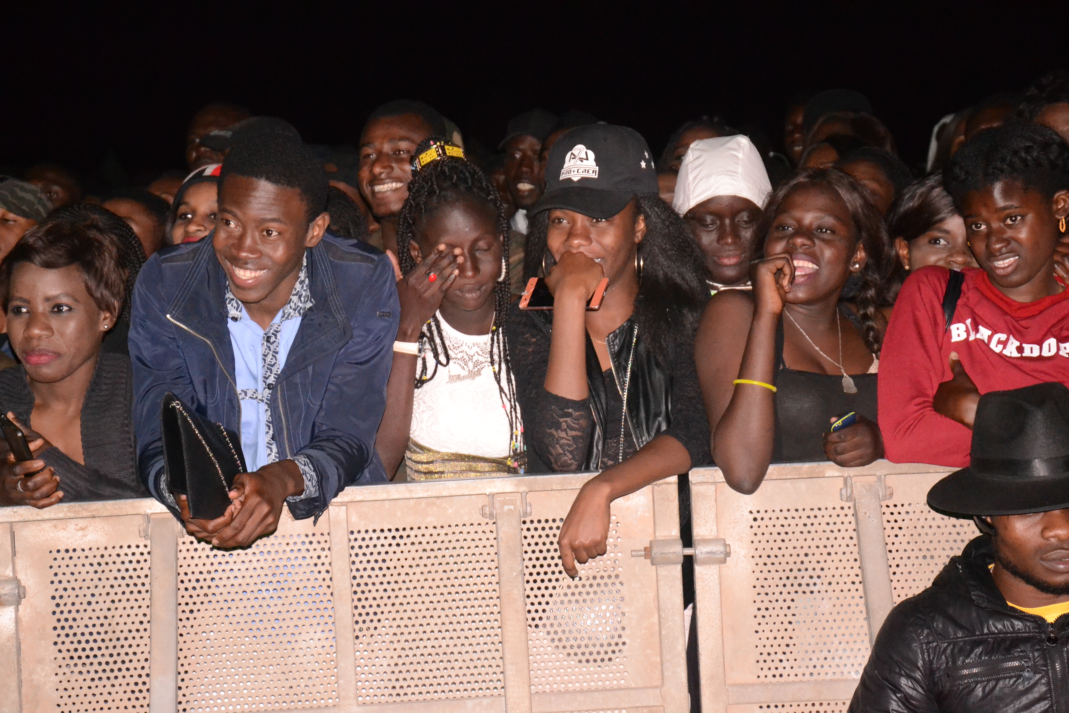 TEKNO en live au Monument de la renaissance: Les premières parties, FATA, OUZIN KEITA, MABO