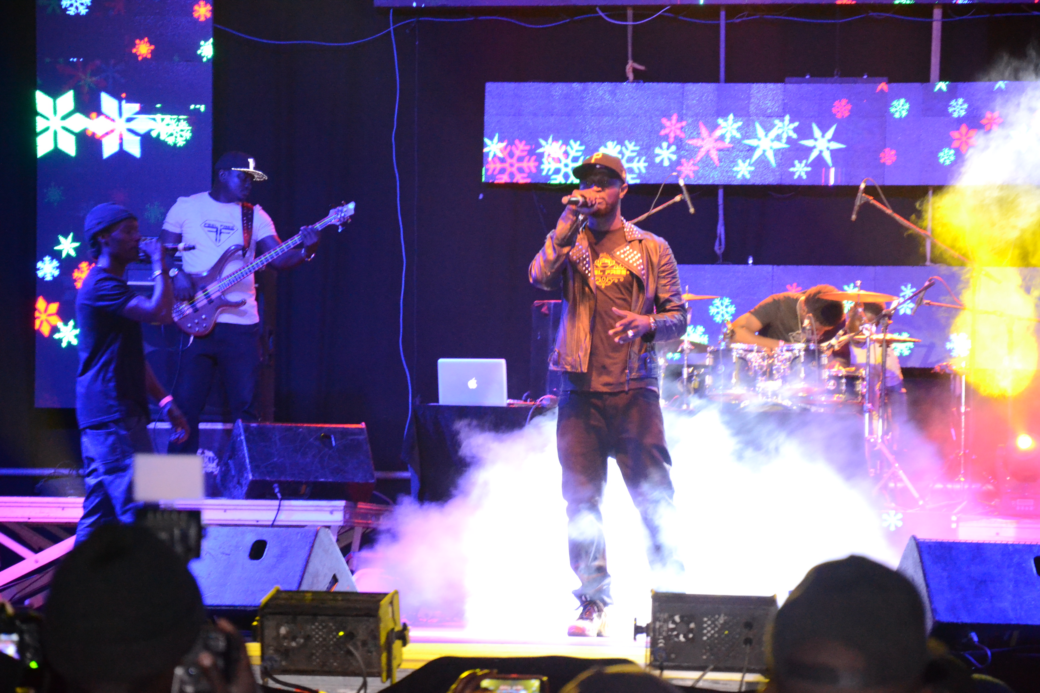 TEKNO en live au Monument de la renaissance: Les premières parties, FATA, OUZIN KEITA, MABO