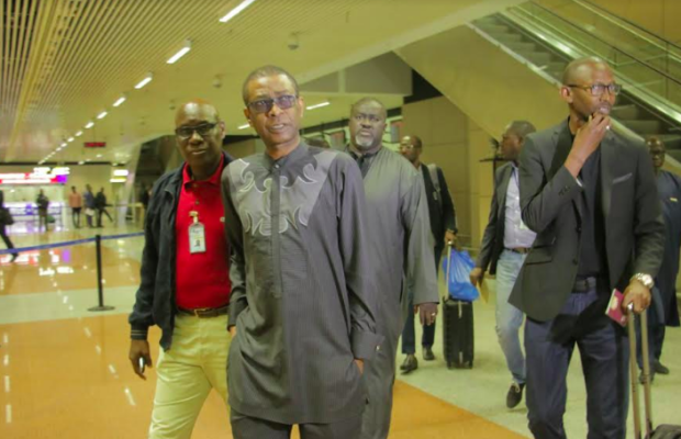 Retour de Youssou Ndour d’Abidjan… Tout ce que vous n’avez pas vu en Images