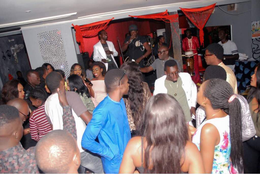 Rappel à dieu de Habib Faye: Sidy Samb annule son concert de ce vendredi au Jet Café.