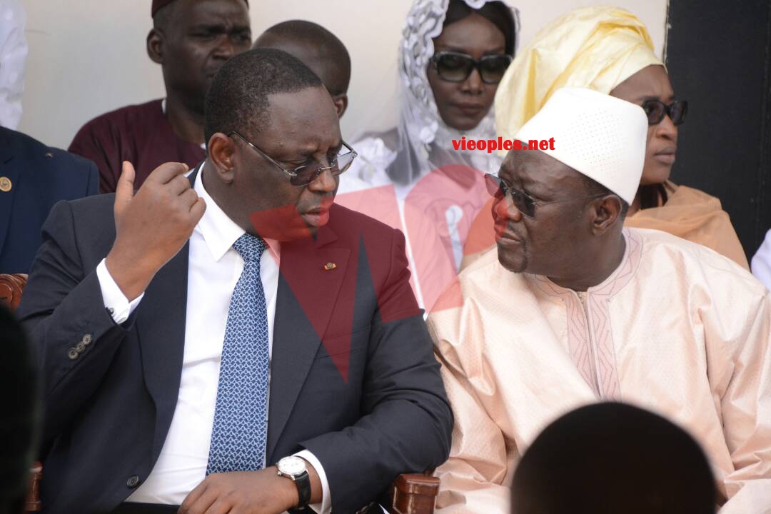 Levé du corps du bassiste du super étoile Habib Faye à l'hopital principal de Dakar: Le chef de l'Etat Macky Sall et le monde de la culture lui on rendu un dernier hommage.