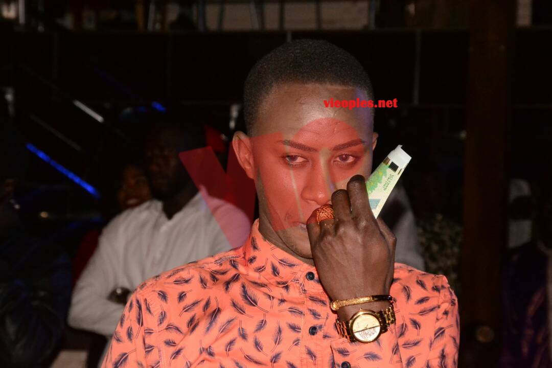 Explosive la soirée de Baye Ousmane et le " Balamaissa" au Five  ce 30 avril. En images