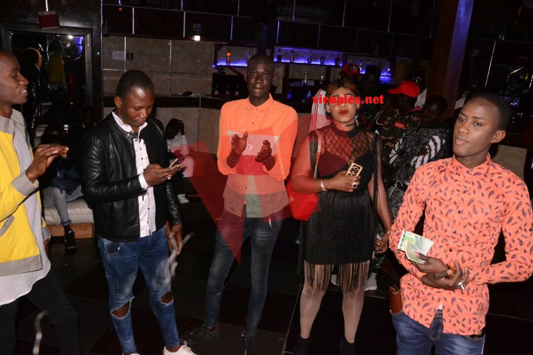 Explosive la soirée de Baye Ousmane et le " Balamaissa" au Five  ce 30 avril. En images