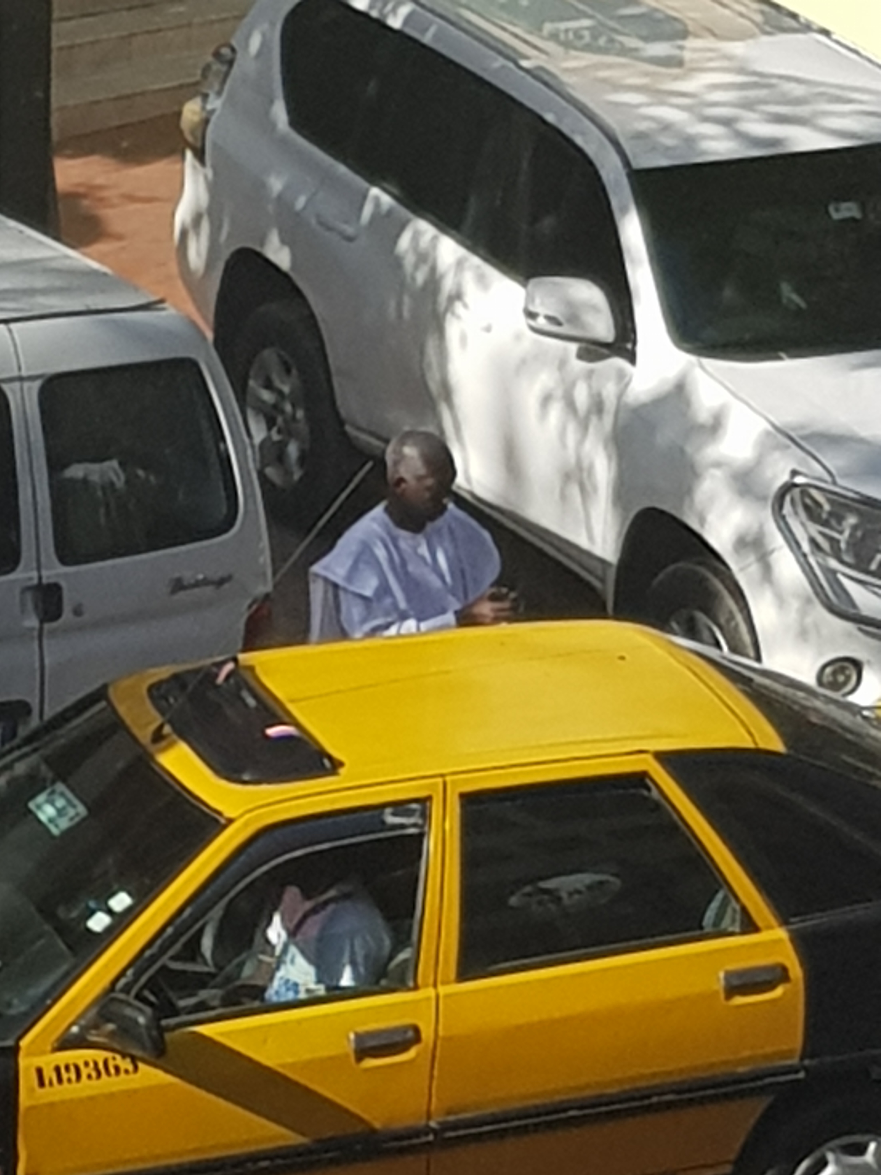 Arrêt sur images le ministre conseiller Serigne Mbacké Sakho en ville.