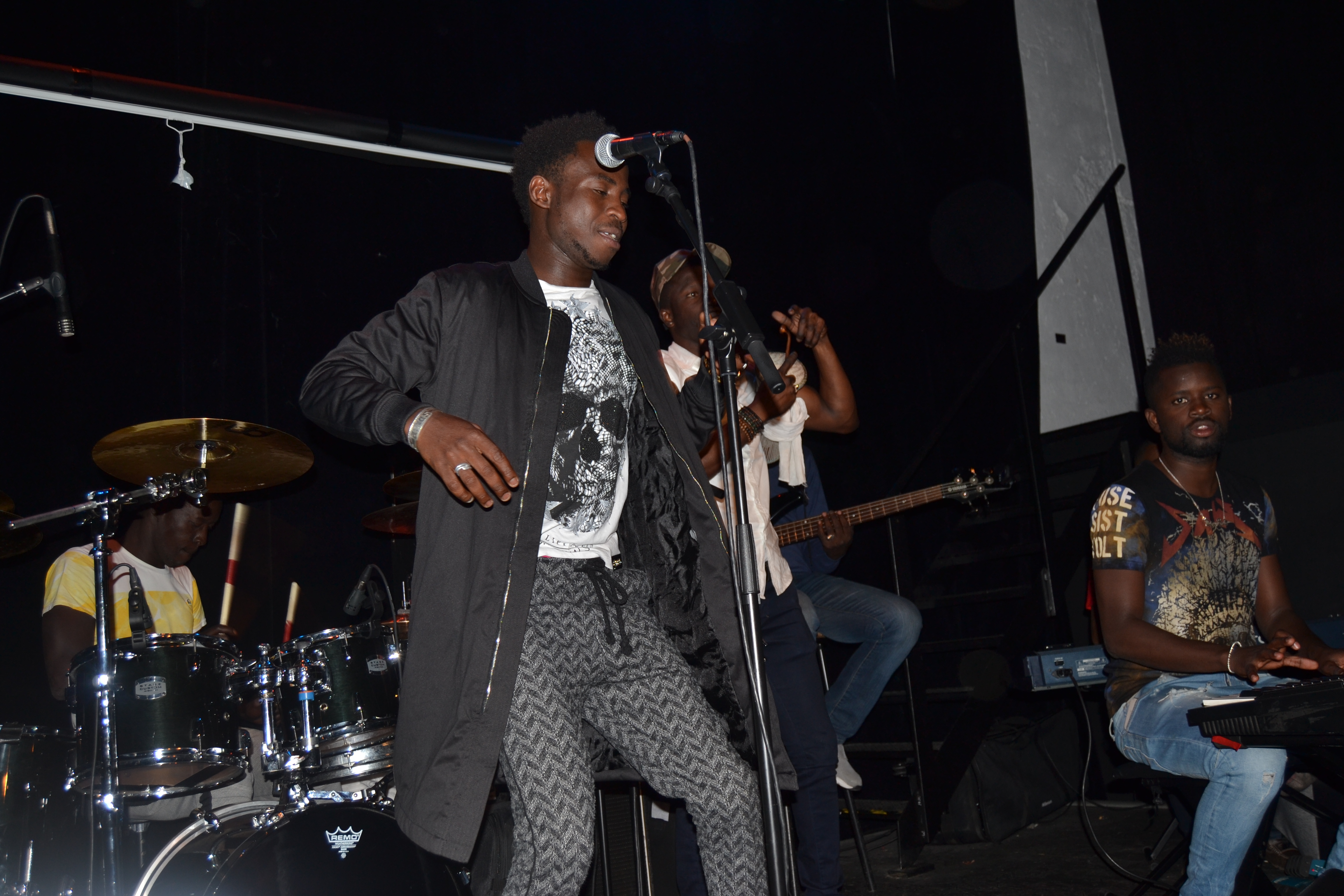 LIVE BIIR METZ: Sidy Diop en tournée européenne casse la baraque. VIDEO  ET IMAGES.
