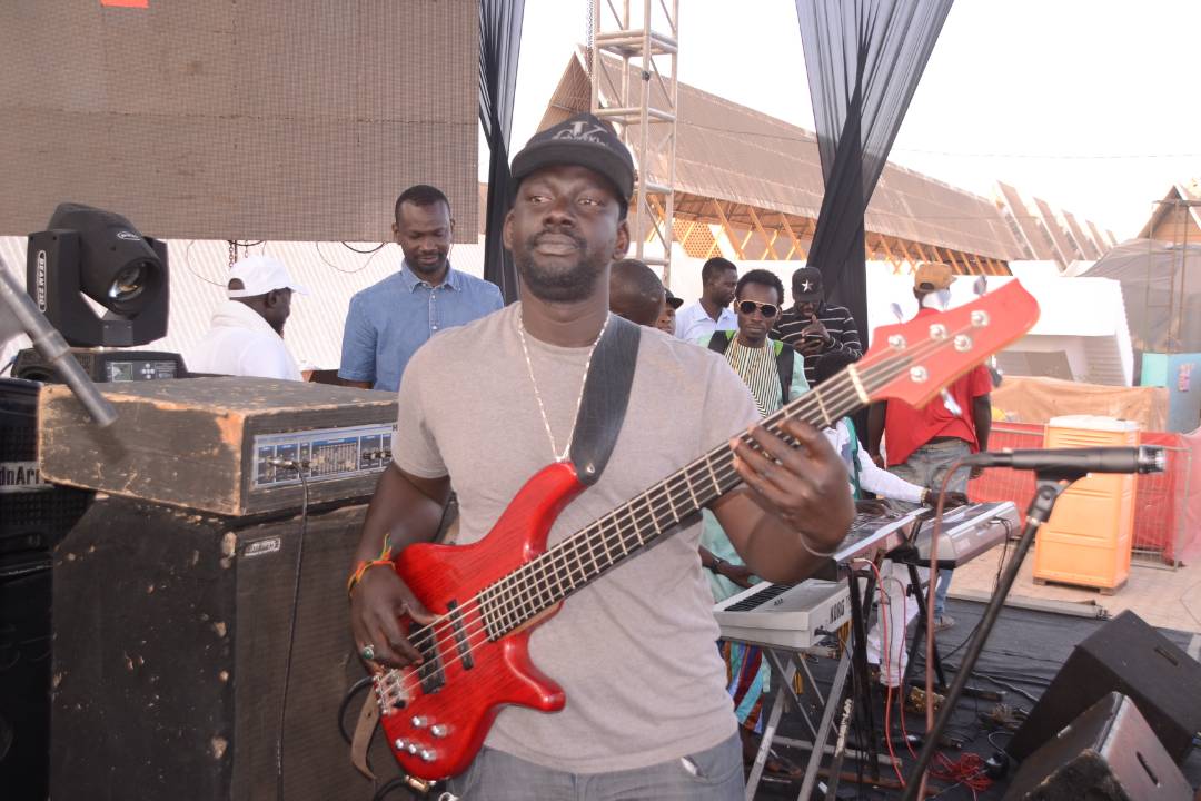 MEGA ENJOY DE PAPE DIOUF AU CICES: Voici les premières images de la soirée.