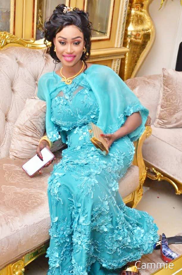 Les images du baptéme de la vidéo girl Khadija Choupi.