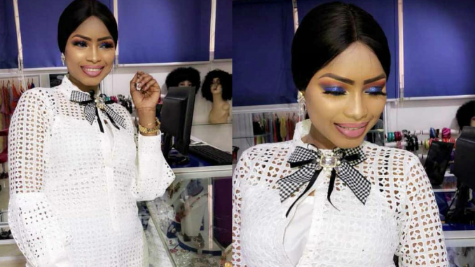 Mbathio Ndiaye étale toute sa beauté dans ses sagnsés à couper le souffle !